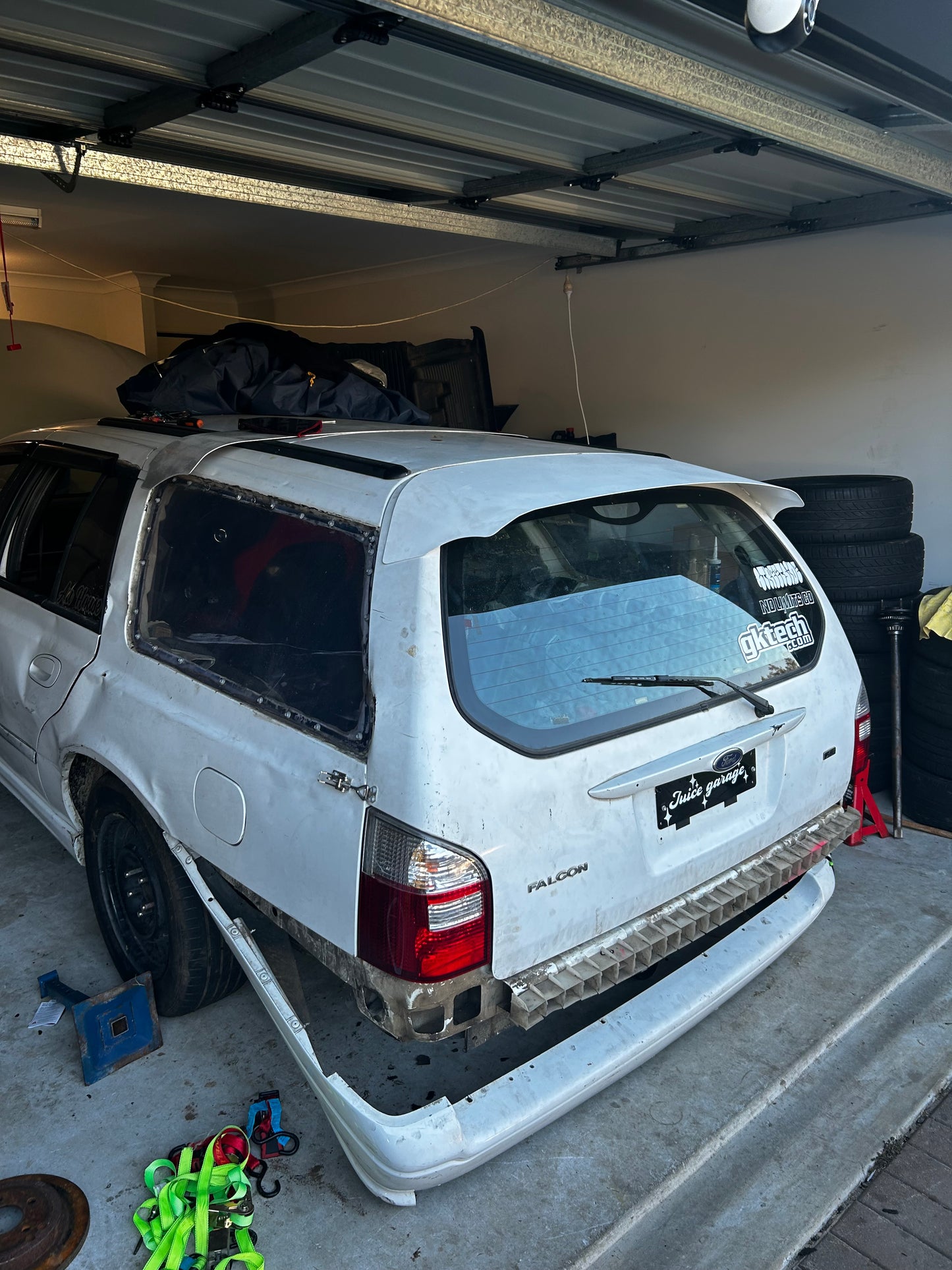 AU - BF Wagon Wing