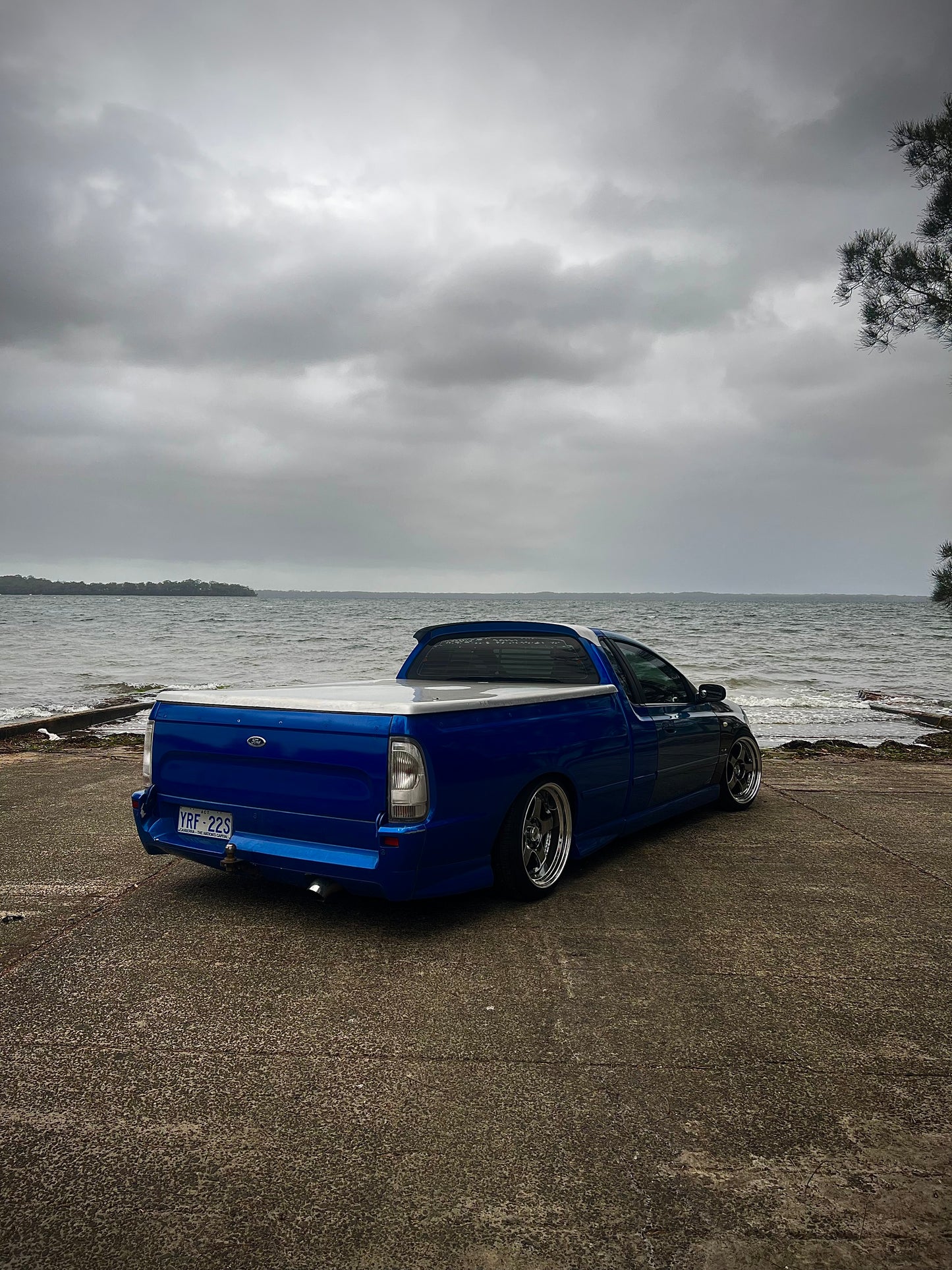 AU - BF UTE WING