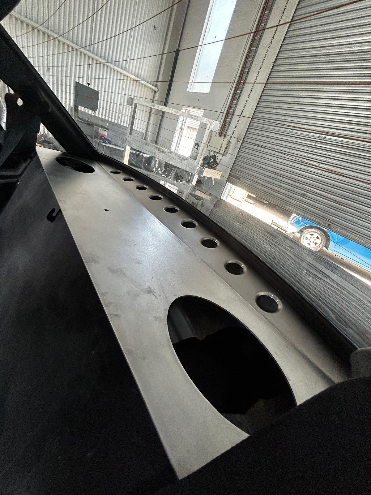 VK - VL PARCEL SHELF