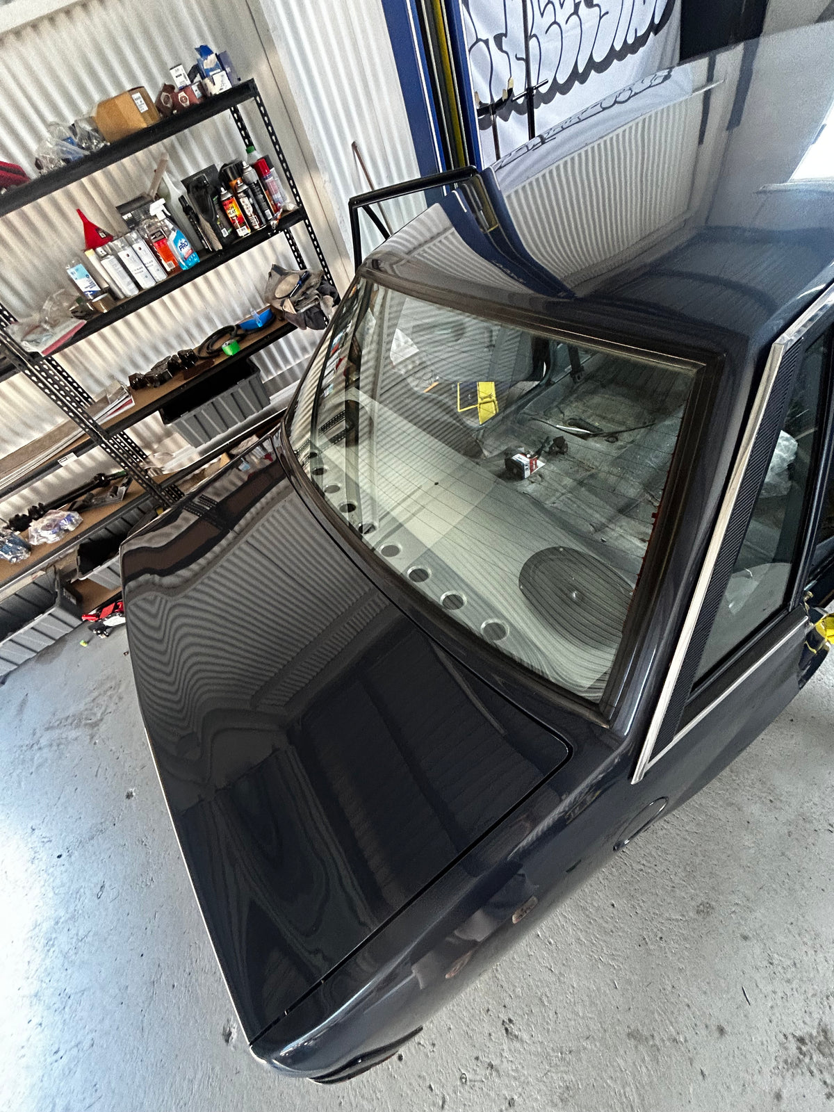 VK - VL PARCEL SHELF