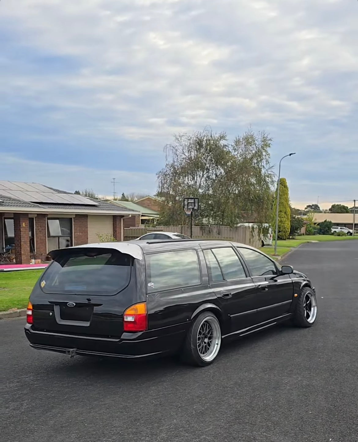 AU - BF Wagon Wing